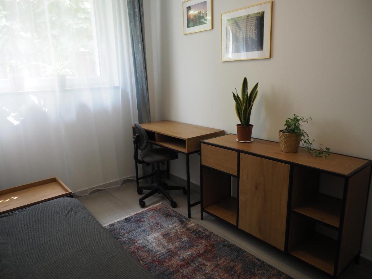 Adobe Apartment - Przytulny I Free Parking Βρότσλαβ Εξωτερικό φωτογραφία