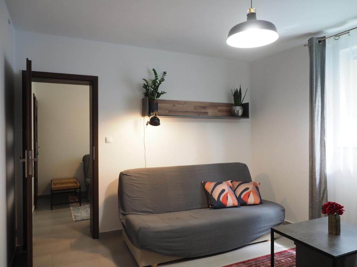 Adobe Apartment - Przytulny I Free Parking Βρότσλαβ Εξωτερικό φωτογραφία