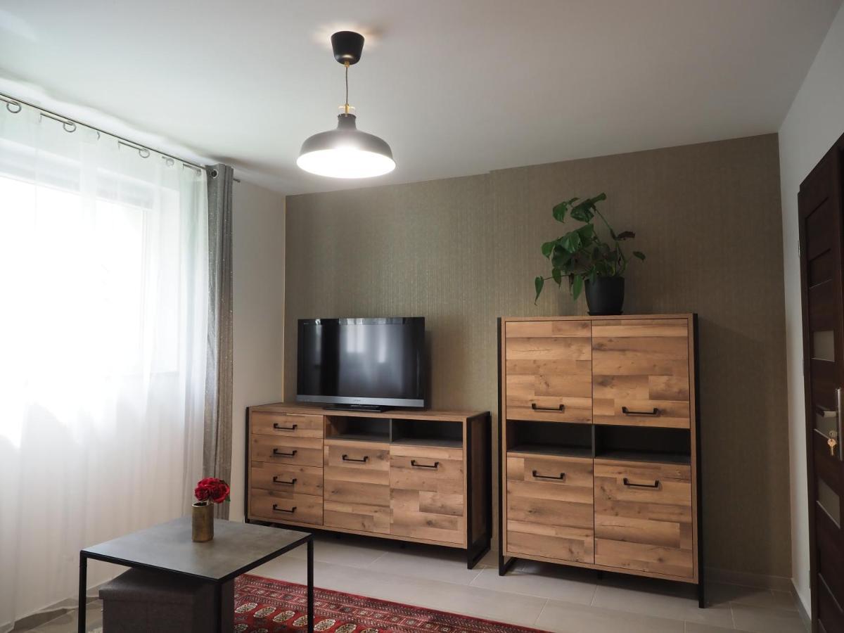 Adobe Apartment - Przytulny I Free Parking Βρότσλαβ Εξωτερικό φωτογραφία