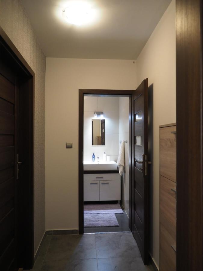 Adobe Apartment - Przytulny I Free Parking Βρότσλαβ Εξωτερικό φωτογραφία